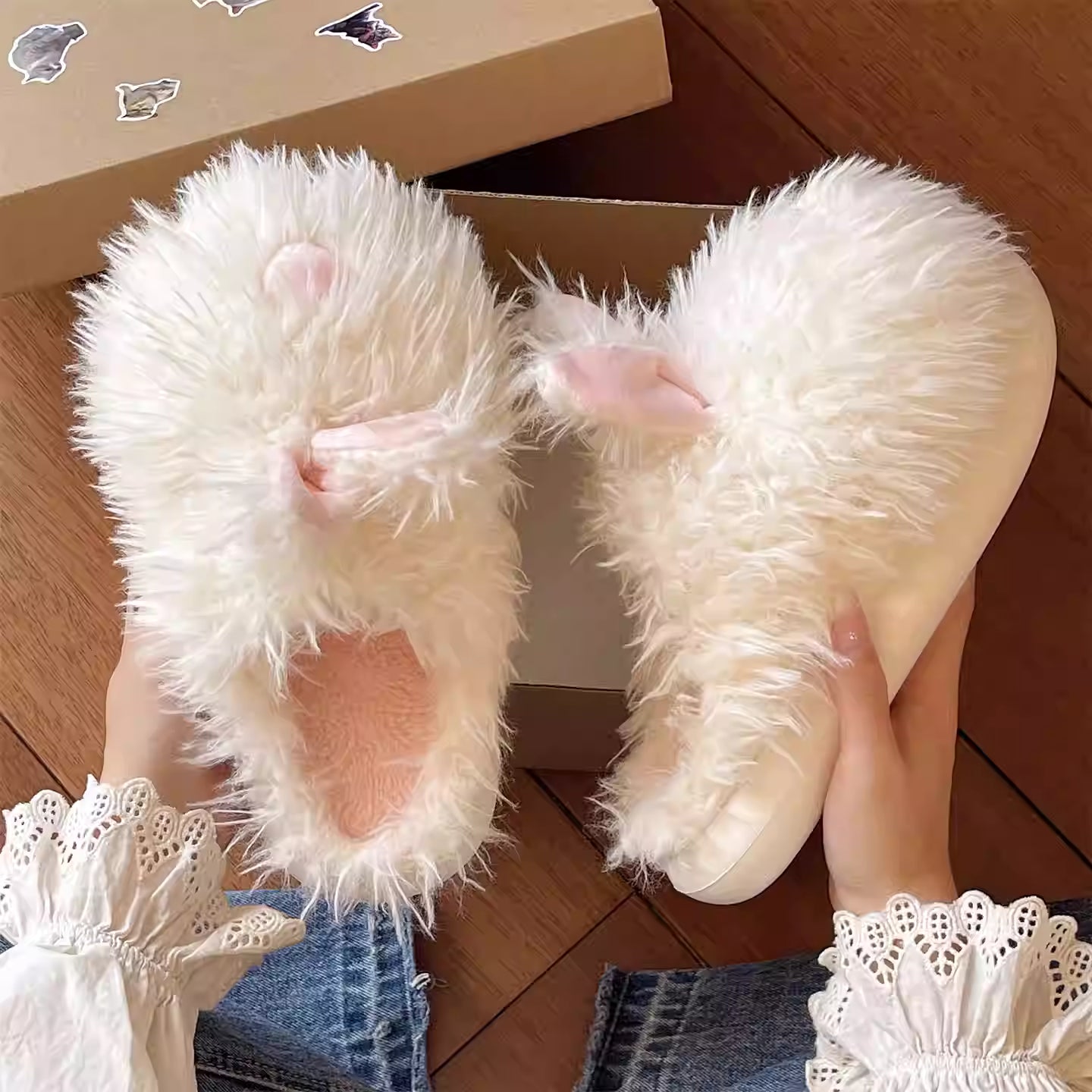 Cute Scribbled Bunny Slippers